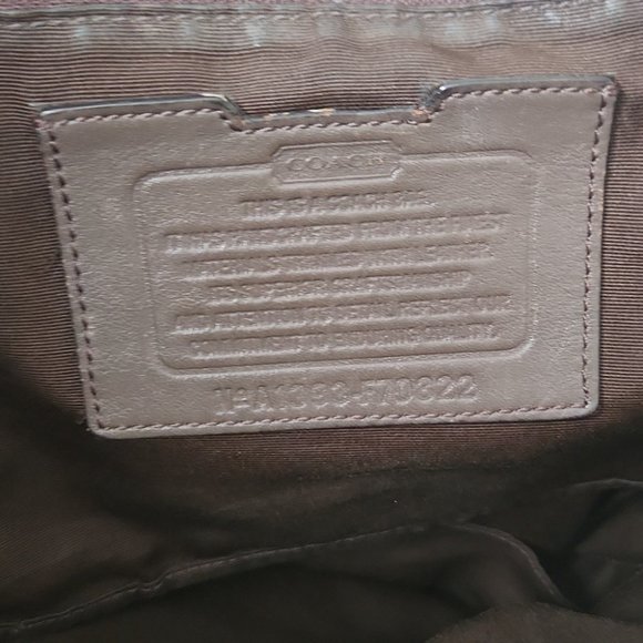 *SOLD* COACH | HERITAGE SIGNATURE EMBOSSED coated CANVAS BACKPACK yellow brown - Picture 9 of 11